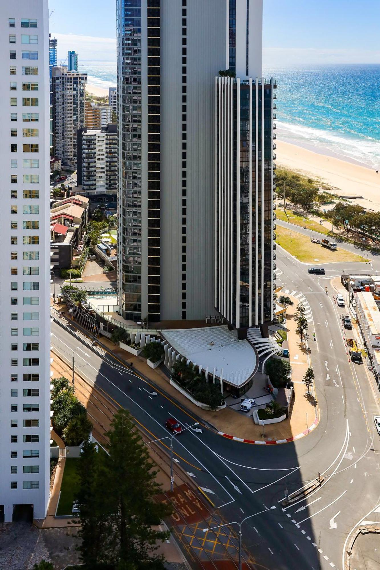 Sun City Resort Managed By Gchs Gold Coast Exterior photo